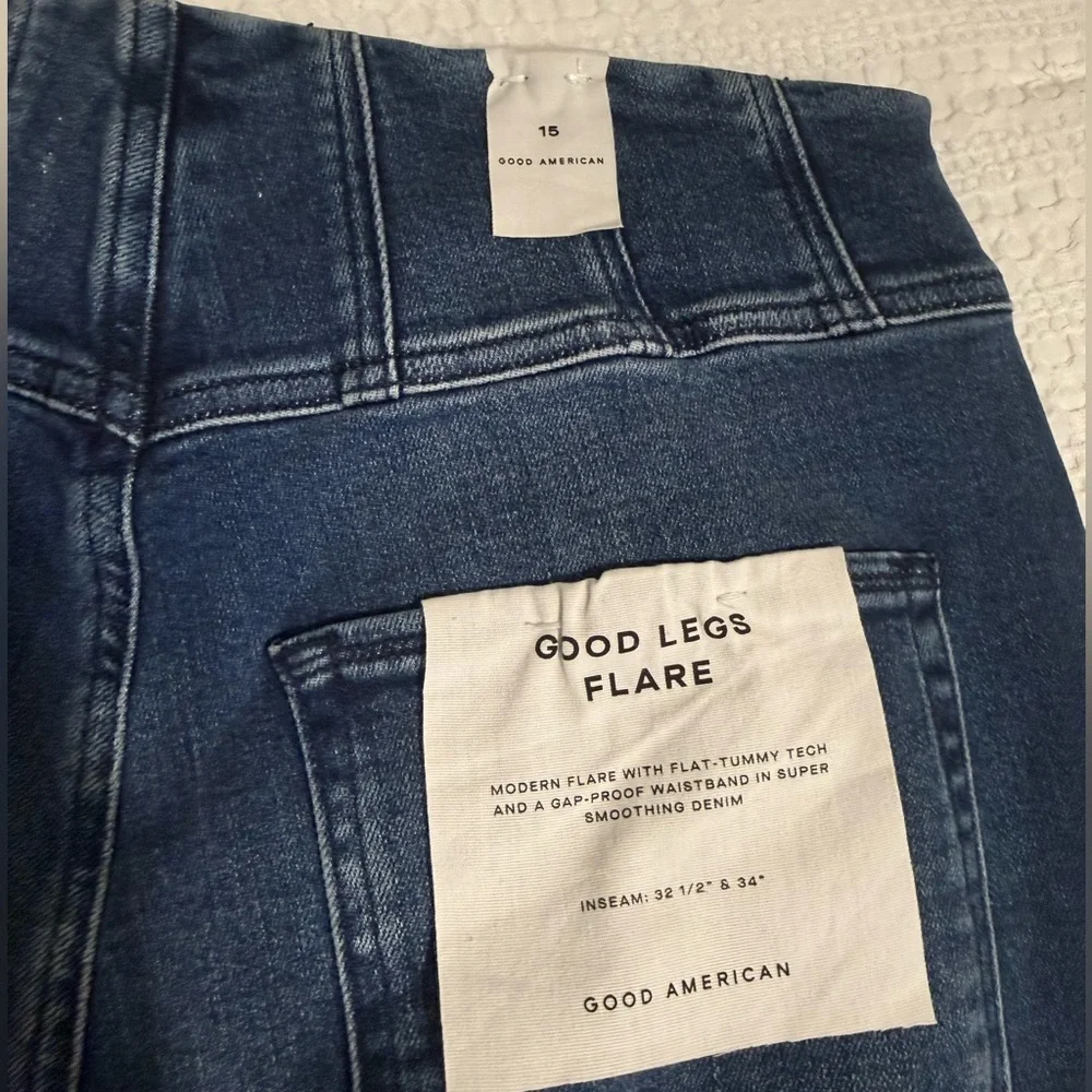 Good American High Rise Blue Jeans - Picture 4 of 12